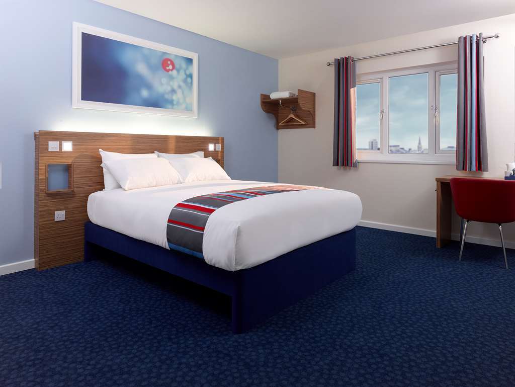 Travelodge Northampton Upton Way Bilik gambar