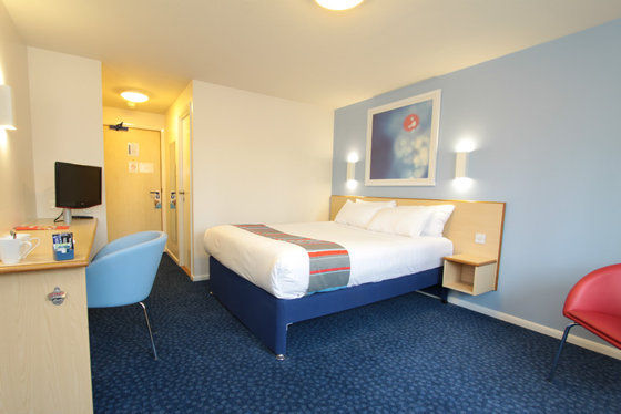 Travelodge Northampton Upton Way Bilik gambar